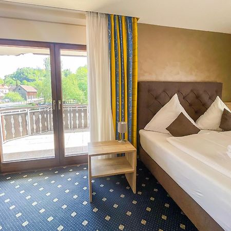 Gaestehaus Forellenhof ポッテンシュタイン エクステリア 写真