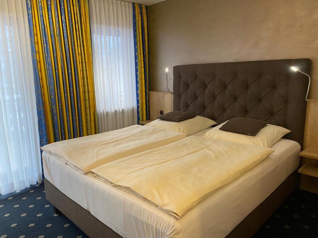 Gaestehaus Forellenhof ポッテンシュタイン エクステリア 写真