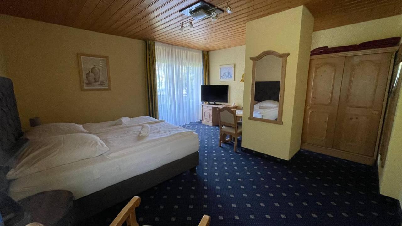 Gaestehaus Forellenhof ポッテンシュタイン エクステリア 写真