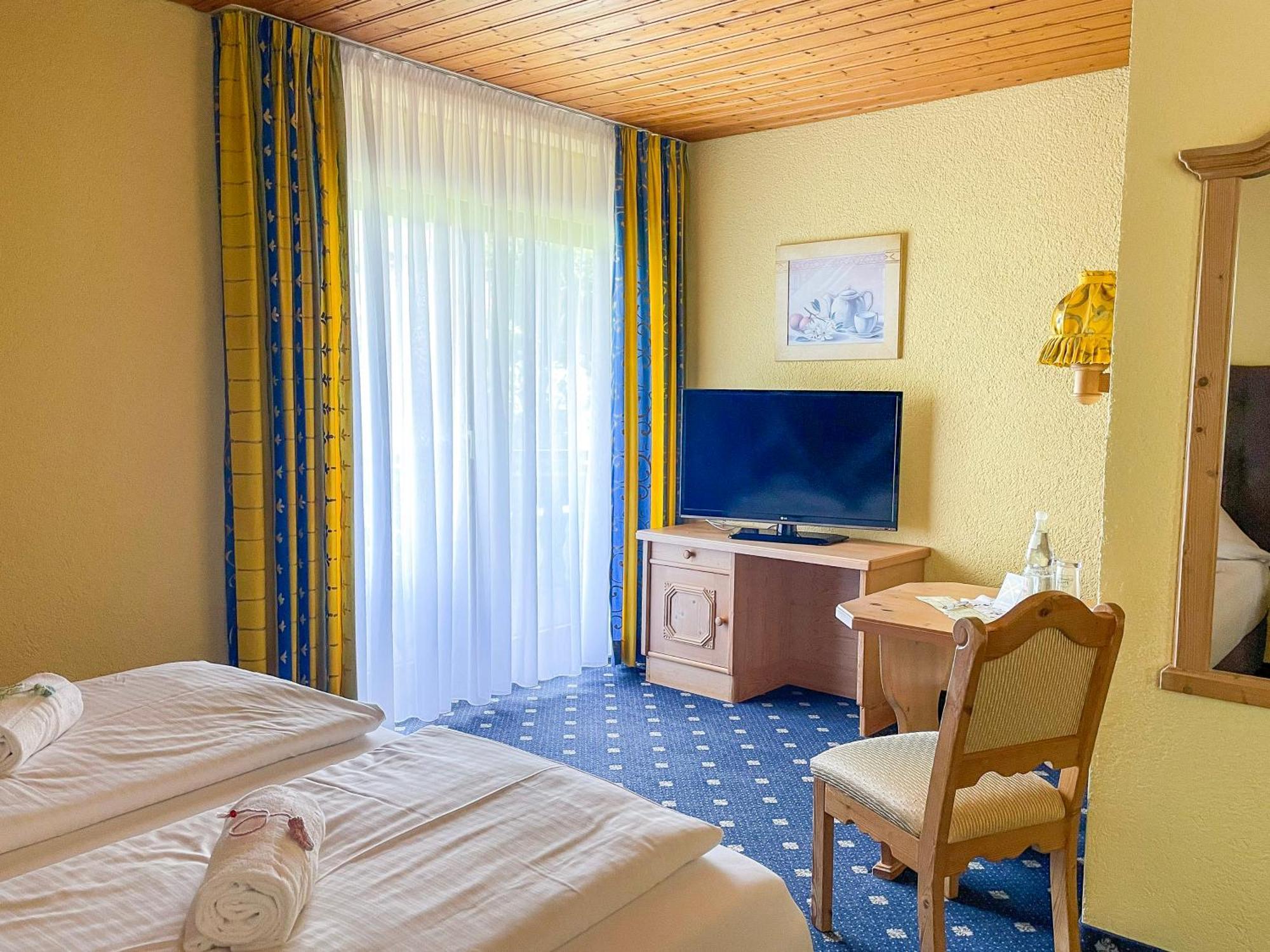 Gaestehaus Forellenhof ポッテンシュタイン エクステリア 写真